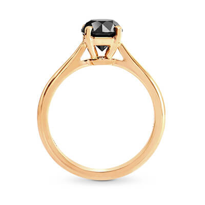Solitaire engagement ring with 1 carat black diamond