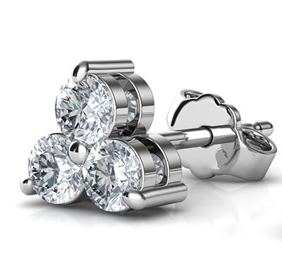 Three common prongs diamond cluster earrings, 0.58 carats