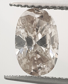 Picture of 1.09 Carats, Oval natural Diamond with Ideal Cut, J Color, SI2 Clarity and Certified by CGL