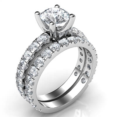 The set has 1.74 carats of small round diamonds, Average G VS2, Very-Good to Ideal-Cut for maximum brilliance.