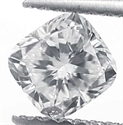 0,72 quilates, diamante cojín con muy buen corte, color F, I1 Eye Clean y certificado por GIA
