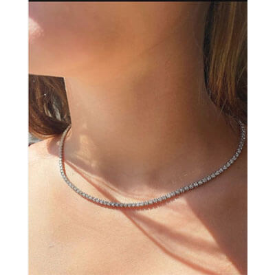 Collar de diamantes de tenis de casi 8 quilates