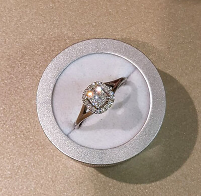 Ready to ship, 0.48 carat Cushion diamond D VS1+0.13 sides, engagement ring,  in - 14K White Gold