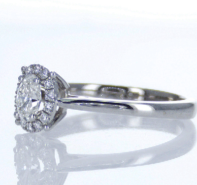 Ready to ship, 0.30 carat Oval diamond G VS1 +0.12 Carat sides engagement ring, in 14k White Gold