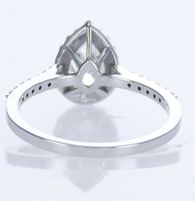 Ready to ship, 0.78 carat D SI1+0.30 sides, in - 14K White Gold