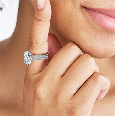 Hidden Halo engagement ring setting for all shapes and carats