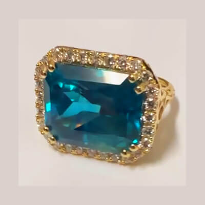 25 Carat Bi-Color, Parti deep Ocean Green-Blue colors