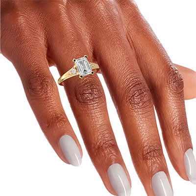 Emerald engagement ring setting
