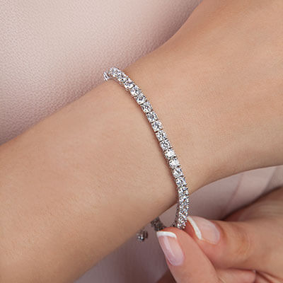 3 carats - 14K White Gold Tennis Bracelet