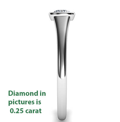Anillo de compromiso elegante con diamante de laboratorio de 0,50 quilates E VVS2 de talla ideal y engaste de bisel 3xEX