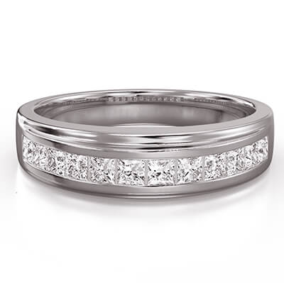 Princess diamonds wedding ring