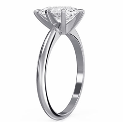 Picture of Pear 6 prongs Classic solitaire engagement ring settings