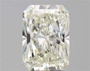 Picture of Natural Diamond 4.01 Carats, Radiant with  Cut, L Color, SI1 Clarity and Certified by GIA