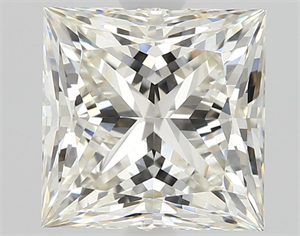 Foto Diamante Natural 1.53 quilates, Princesa , Color K, claridad VS1 y certificado GIA de