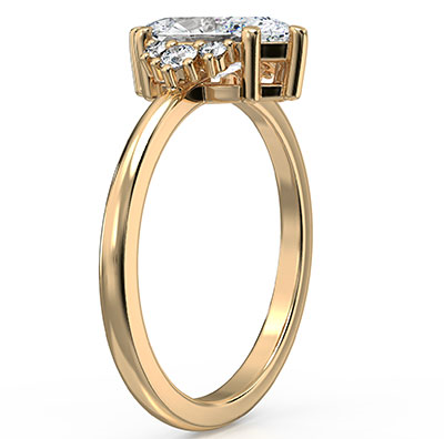 Elegant engagement ring for Marquise and Ovals