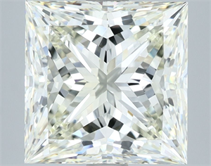 Foto Diamante Natural 5.07 quilates, Princesa , Color K, claridad VVS1 y certificado IGI de