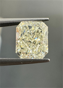 Picture of Natural Diamond 1.01 Carats, Radiant with  Cut, N Color, VS1 Clarity and Certified by GIA