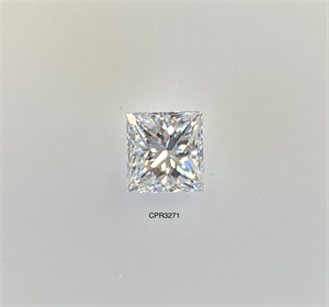 Picture of Natural Diamond 0.90 Carats, Princess with  Cut, F Color, VVS2 Clarity and Certified by GIA