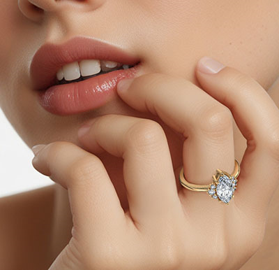 Elegant engagement ring for Marquise and Ovals