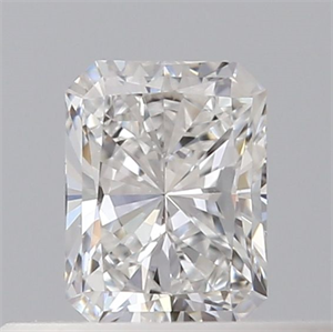 Foto Diamante Natural 0.26 quilates, Radiante , Color E, claridad VVS2 y certificado GIA de
