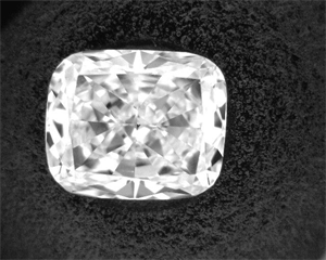 Foto Diamante Natural 0.56 quilates, Del cojín , Color G, claridad VVS1 y certificado GIA de