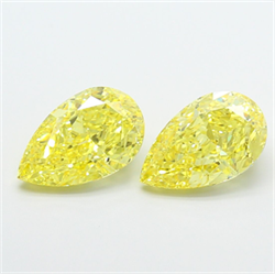 Picture of Lab Grown Diamond 2.56 Carats, Pear with  Cut, Fancy Vivid Yellow Color, VS1 Clarity and Certified by IGI
