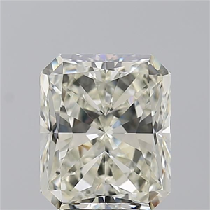 Picture of Natural Diamond 4.01 Carats, Radiant with  Cut, K Color, VVS2 Clarity and Certified by GIA