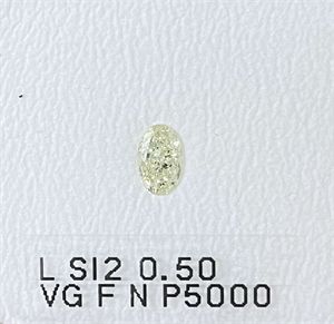 Foto Diamante Natural 0.50 quilates, Ovalado , Color L, claridad SI2 y certificado HRD de