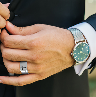 Cross Mens ring Gold & Diamonds