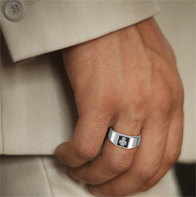 Mens cross rings gold, black diamonds and Enemal