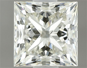 Foto Diamante Natural 0.70 quilates, Princesa , Color L, claridad IF y certificado GIA de