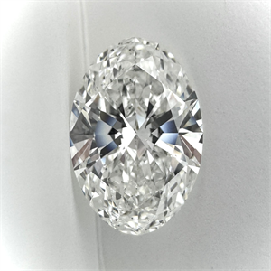 Foto Diamante Natural 2.60 quilates, Ovalado , Color G, claridad SI1 y certificado GIA de
