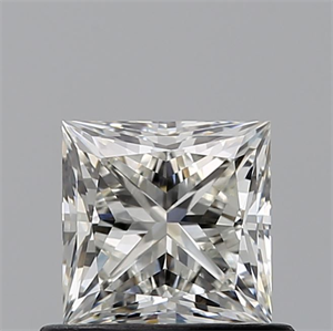 Foto Diamante Natural 0.74 quilates, Princesa , Color J, claridad VVS2 y certificado GIA de