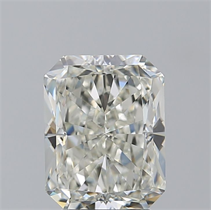 Foto Diamante Natural 4.01 quilates, Radiante , Color J, claridad VS2 y certificado GIA de