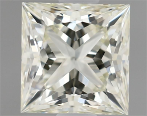 Foto Diamante Natural 0.71 quilates, Princesa , Color N, claridad VS2 y certificado GIA de