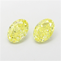 Picture of Lab Grown Diamond 1.74 Carats, Oval with  Cut, Fancy Intense Yellow Color, VVS2 Clarity and Certified by IGI