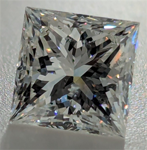 Foto Diamante Natural 1.05 quilates, Princesa , Color G, claridad SI2 y certificado GIA de