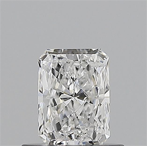 Foto Diamante Natural 0.54 quilates, Radiante , Color E, claridad SI1 y certificado GIA de