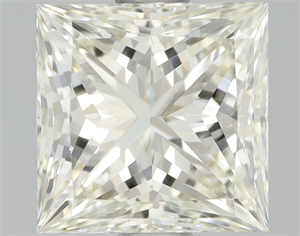 Foto Diamante Natural 1.60 quilates, Princesa , Color L, claridad VVS2 y certificado GIA de