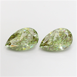 Picture of Lab Grown Diamond 5.06 Carats, Pear with  Cut, Fancy Vivid Green Color, VS1 Clarity and Certified by IGI