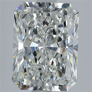 Picture of Natural Diamond 2.50 Carats, Radiant with  Cut, I Color, VS2 Clarity and Certified by GIA