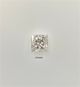 Foto Diamante Natural 0.50 quilates, Princesa , Color J, claridad SI2 y certificado GIA de