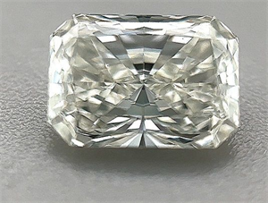 Picture of Natural Diamond 0.72 Carats, Radiant with  Cut, H Color, VS1 Clarity and Certified by GIA