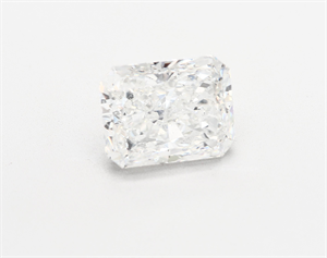 Picture of Natural Diamond 5.04 Carats, Radiant with  Cut, H Color, SI2 Clarity and Certified by GIA