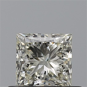 Foto Diamante Natural 0.50 quilates, Princesa , Color M, claridad VVS2 y certificado GIA de