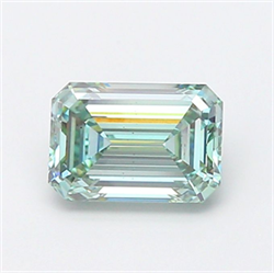Picture of Lab Grown Diamond 2.51 Carats, Emerald with  Cut, Fancy Vivid Green Color, VS2 Clarity and Certified by IGI