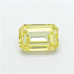 Picture of Lab Grown Diamond 1.50 Carats, Emerald with  Cut, Fancy Light Yellow Color, VVS2 Clarity and Certified by IGI