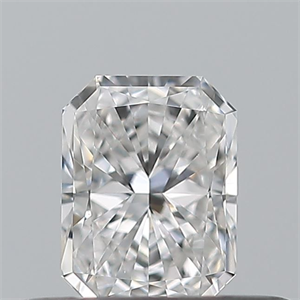Foto Diamante Natural 0.26 quilates, Radiante , Color E, claridad VVS2 y certificado GIA de