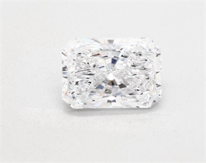 Foto Diamante Natural 3.21 quilates, Radiante , Color D, claridad SI2 y certificado GIA de